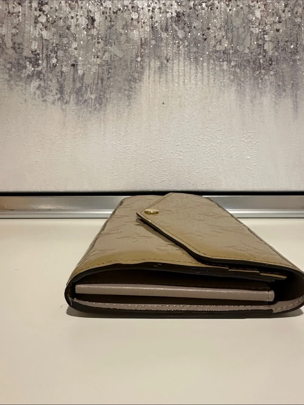Louis Vuitton Taupe Vernis Patent Envelope Wallet - Picture 4 of 8